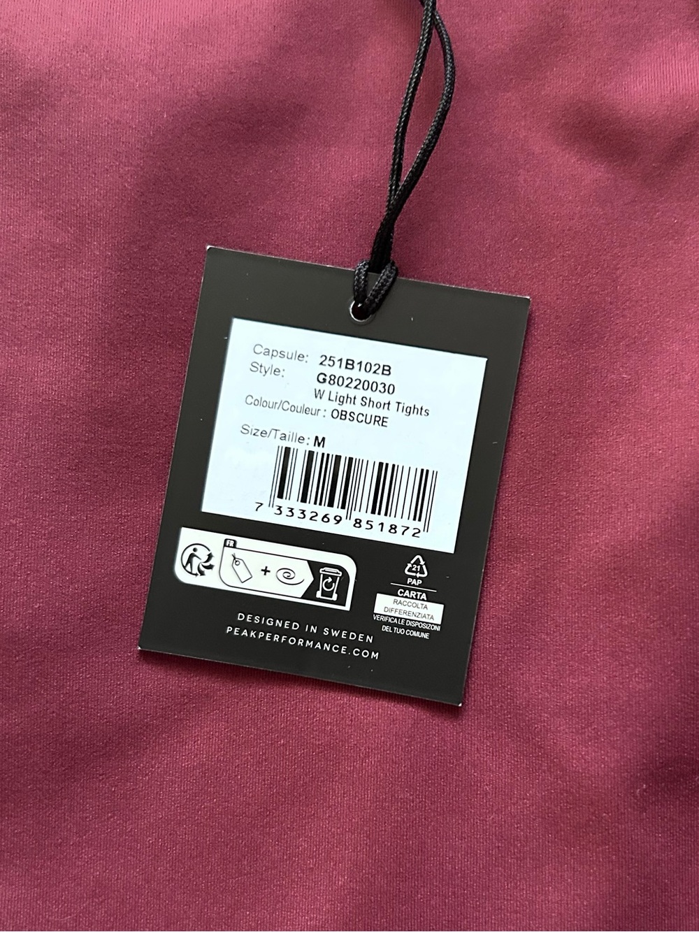 NWT - Peak Performance Light Short Tights in Obscure - Picture 7 of 15